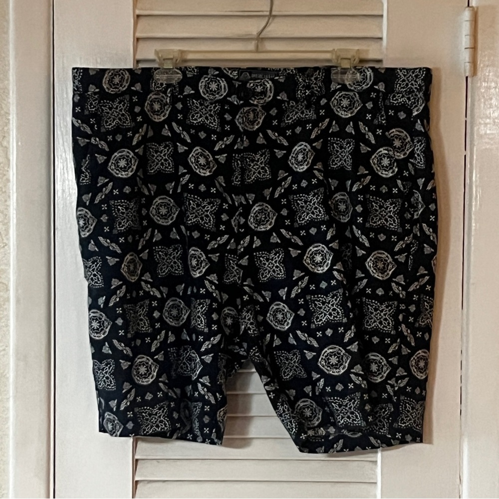 American Rag Navy Blue and White Linen Blend Shorts